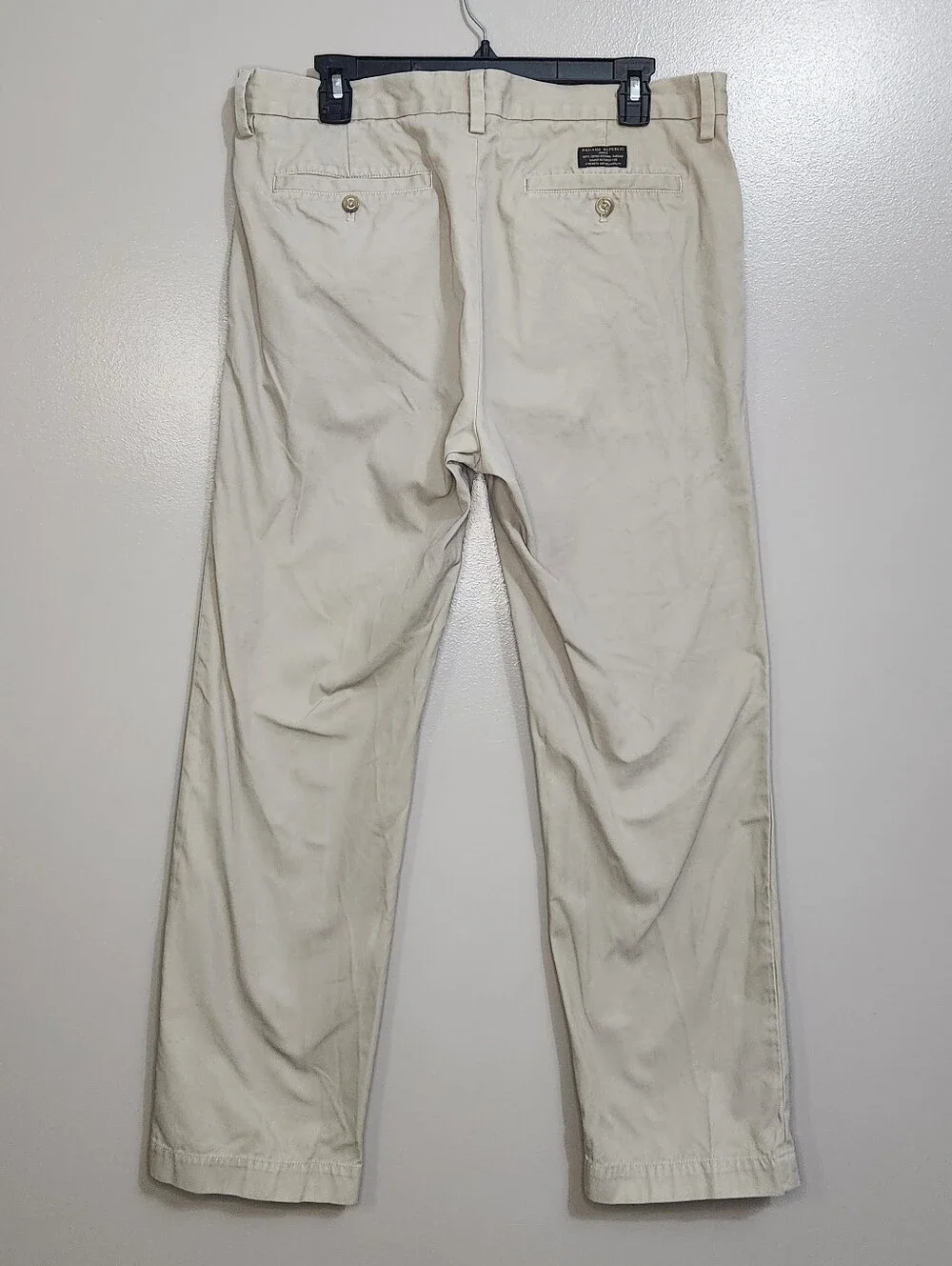 Banana Republic Men's Vintage Straight Fit Chino Pants Size 35/32